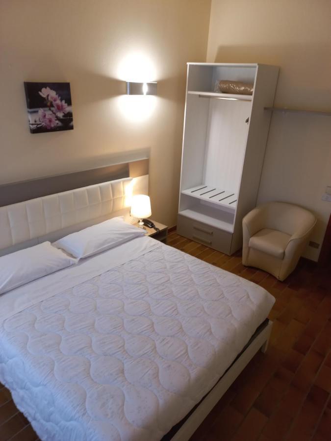 Park Hotel Castel San Pietro Terme Exterior foto