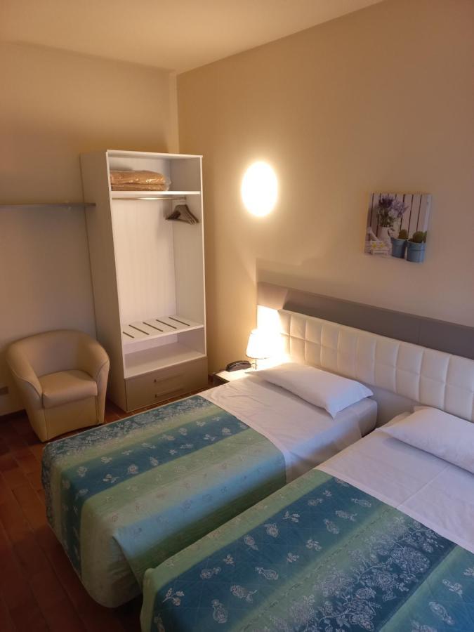 Park Hotel Castel San Pietro Terme Exterior foto