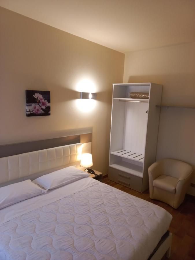 Park Hotel Castel San Pietro Terme Exterior foto