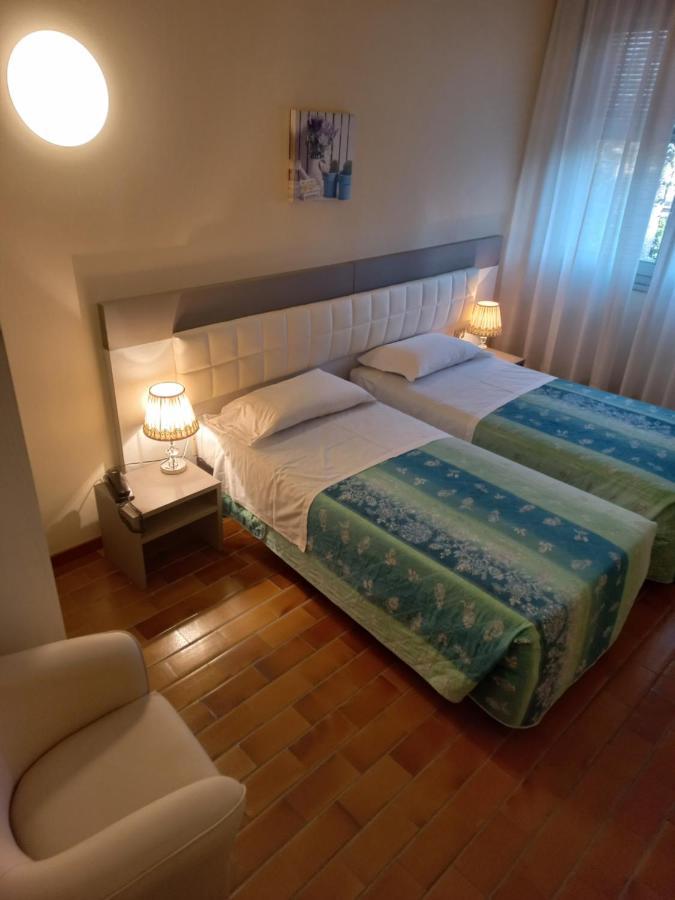 Park Hotel Castel San Pietro Terme Exterior foto