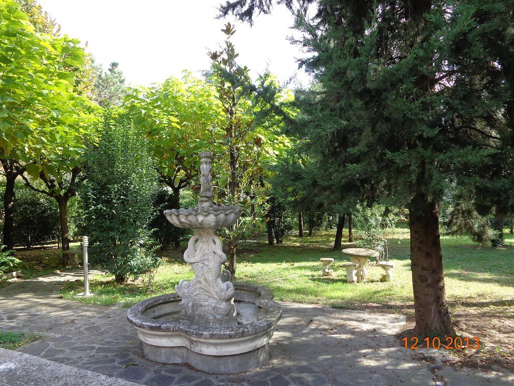 Park Hotel Castel San Pietro Terme Exterior foto